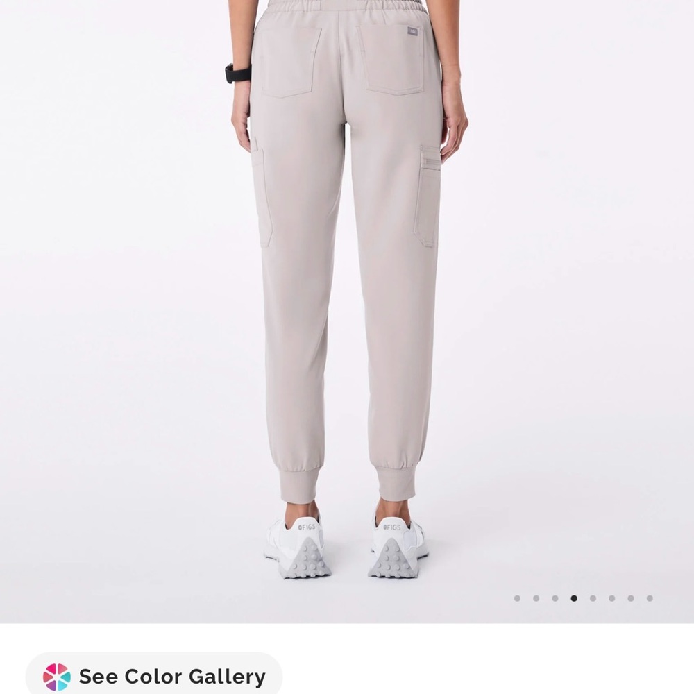 Figs Women's Light Gray Jogger Pants - Picture 3 of 5